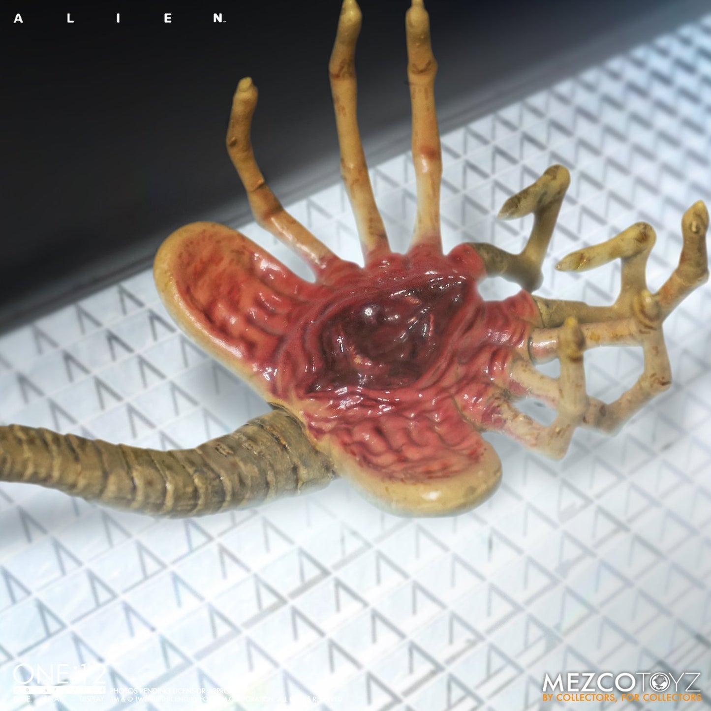 mezco one twelfth collective alien facehugger underneath