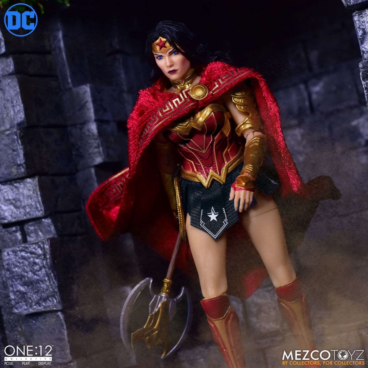 Mezco One:12 DC Universe Wonder Woman figure with axe and cape